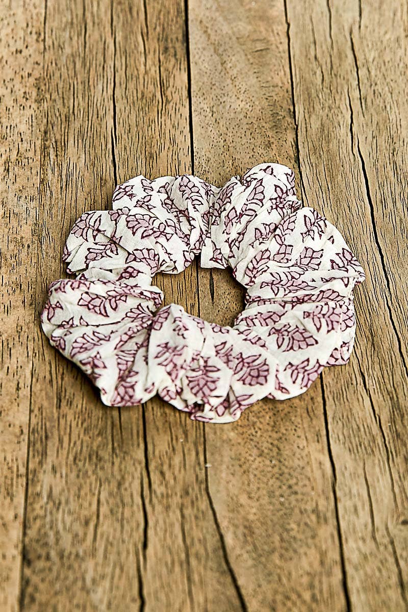 Floral-Print Scrunchie Woman Hair Band: IVORY/PURPLE MULTI / Os
